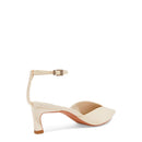 Scarpin Verniz Glossy Off White Bico Fino